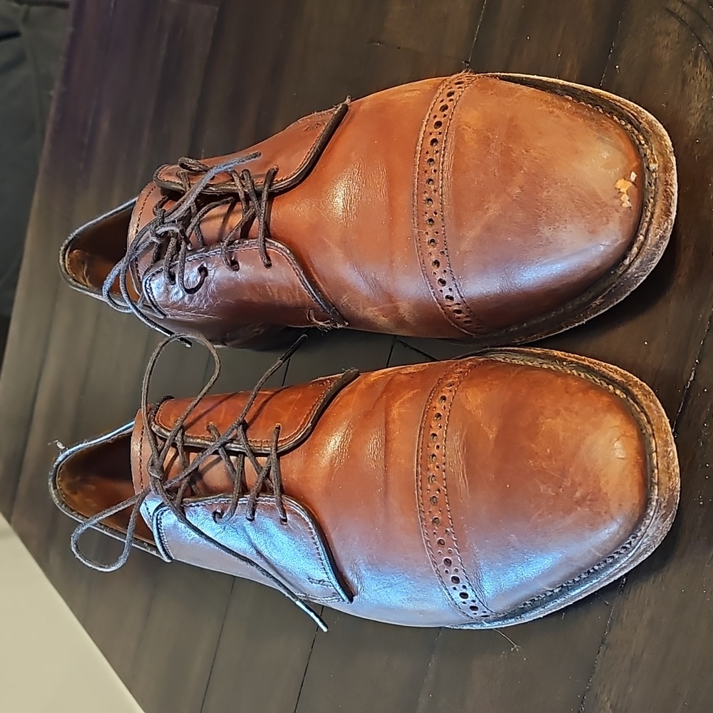 Allen Edmonds Boluvard cap toe dress shoe